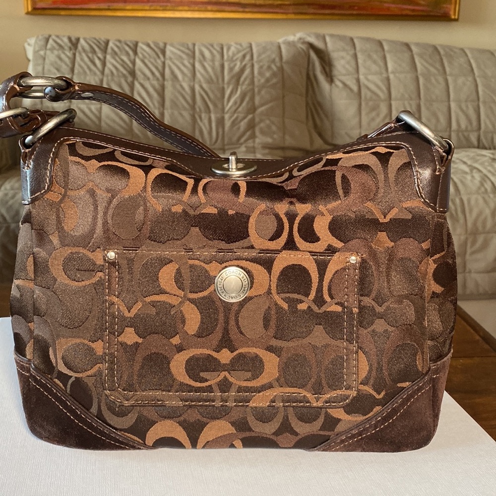 NWOT COACH Chelsea Optic Signature Jacquard Chocolate Suede Hand bag